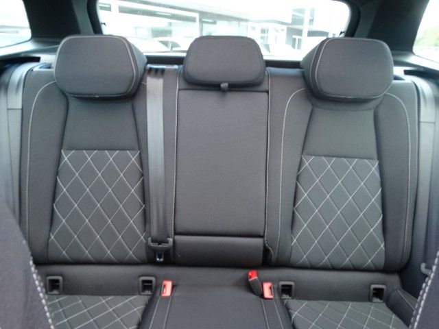 ŠKODA Karoq Karoq Sportline 1.5 TSI DSG 4J Garantie – Bild 19 von 20
