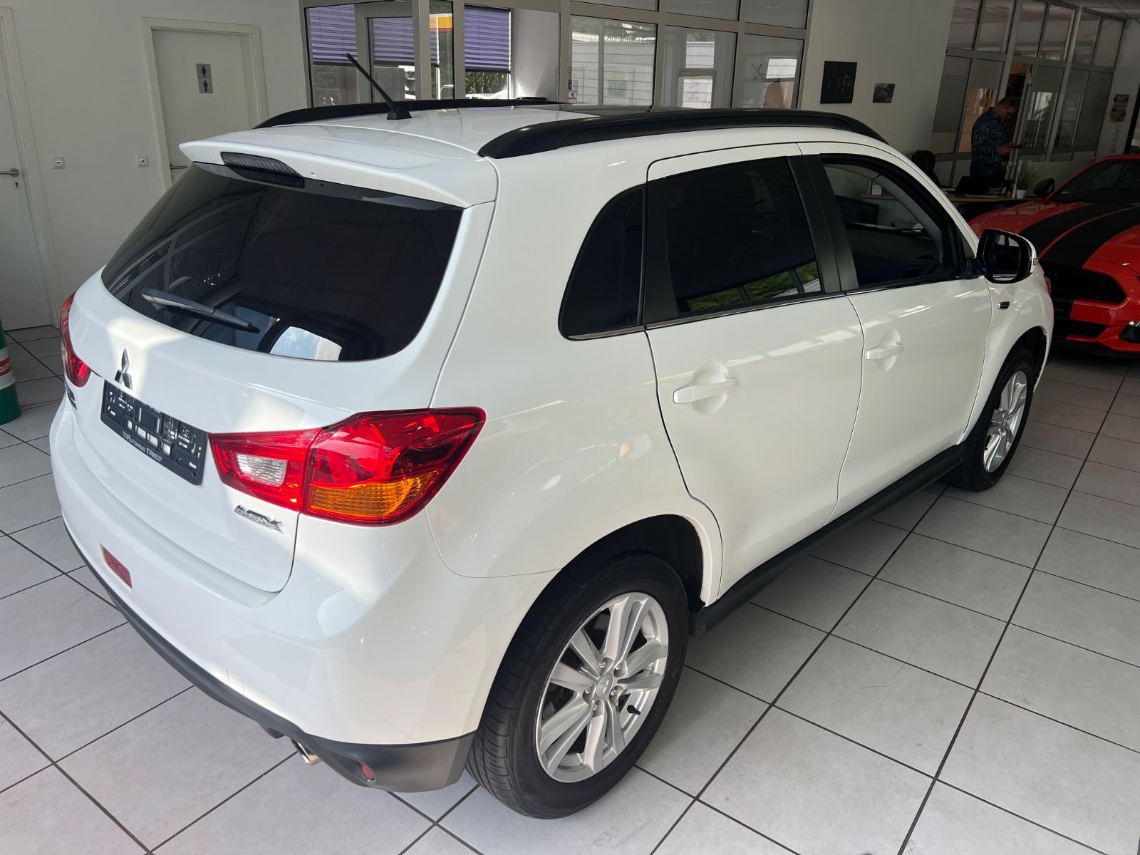 Fahrzeugabbildung Mitsubishi ASX Intense * RÜCKFAHRKAMERA* SITZHEIZUNG *