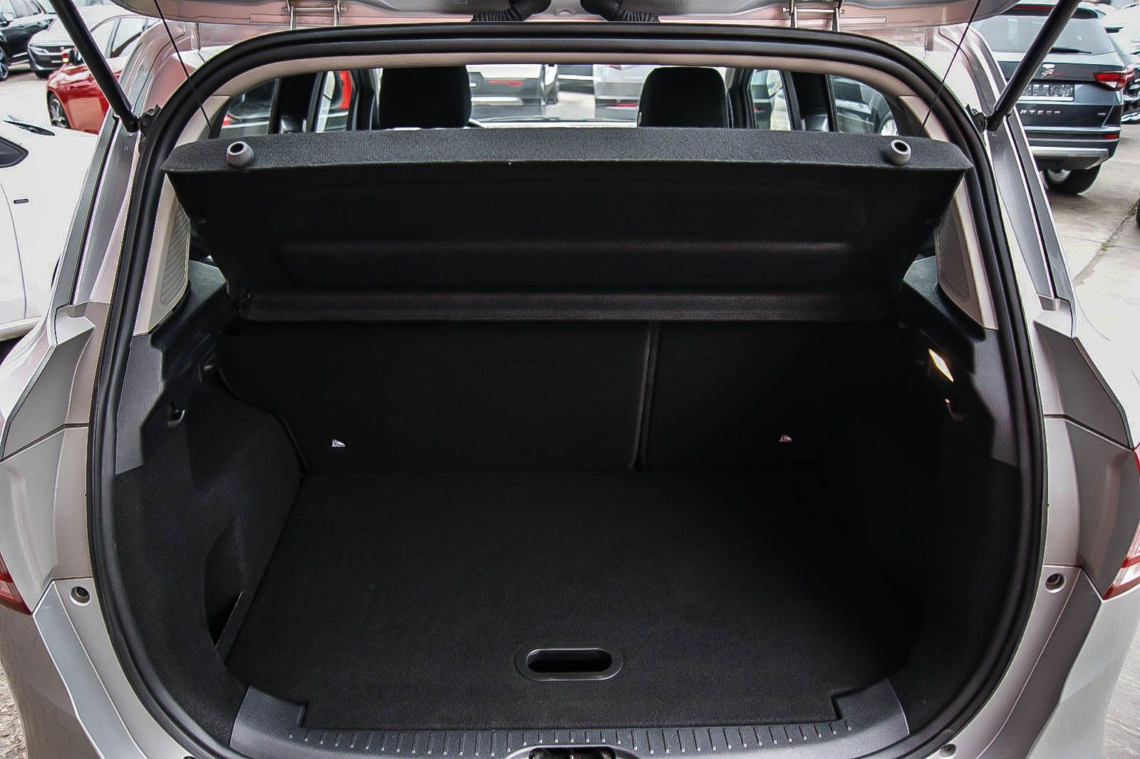 Fahrzeugabbildung Ford B-Max 1.0 SYNC Edition 1.HAND AHK PDC TEMPOMAT