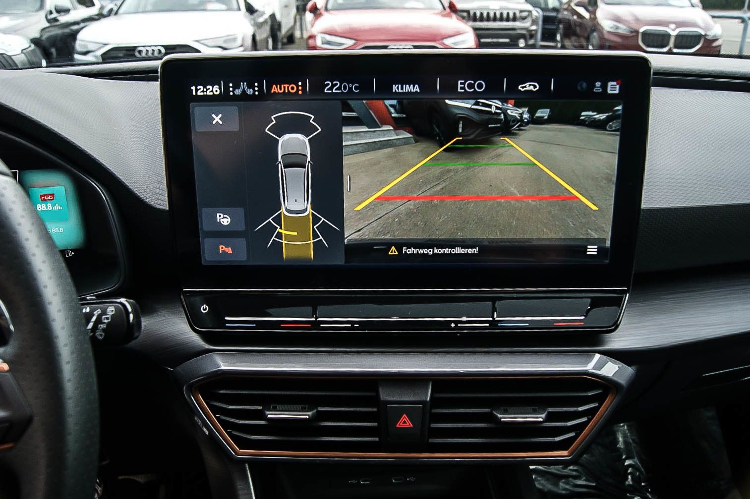 Fahrzeugabbildung CUPRA Leon Sportstourer e-Hybrid PANORAMA CARPLAY ACC