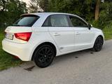 Audi A1 Sportback TFSI 85 PS Schaltgetr. SHZ,Navi,PDC - Audi A1: Limousine