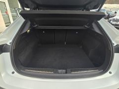Fahrzeugabbildung Rafale Alpine E-Tech Plug-in 300 4x4