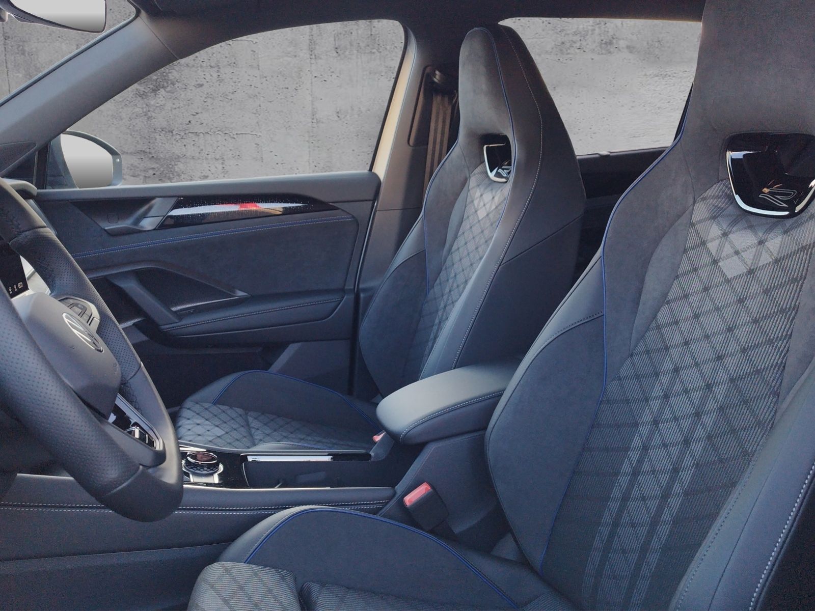 Volkswagen Tayron 1.5TSI eHybrid R-LINE AHK MATRIX BLACK foto 5