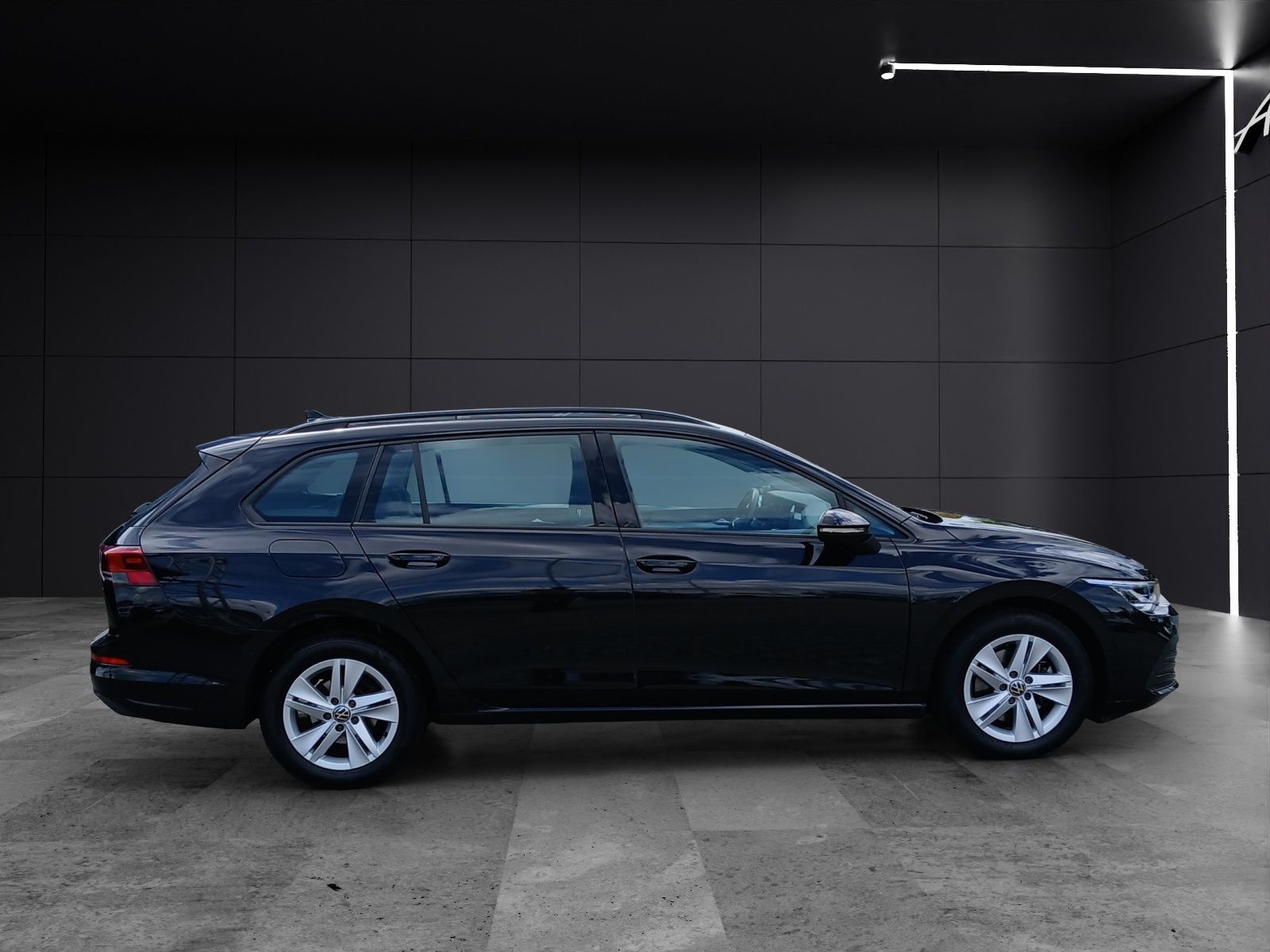 Fahrzeugabbildung Volkswagen Golf VIII Variant TDI Life LED Navi AID ACC Park