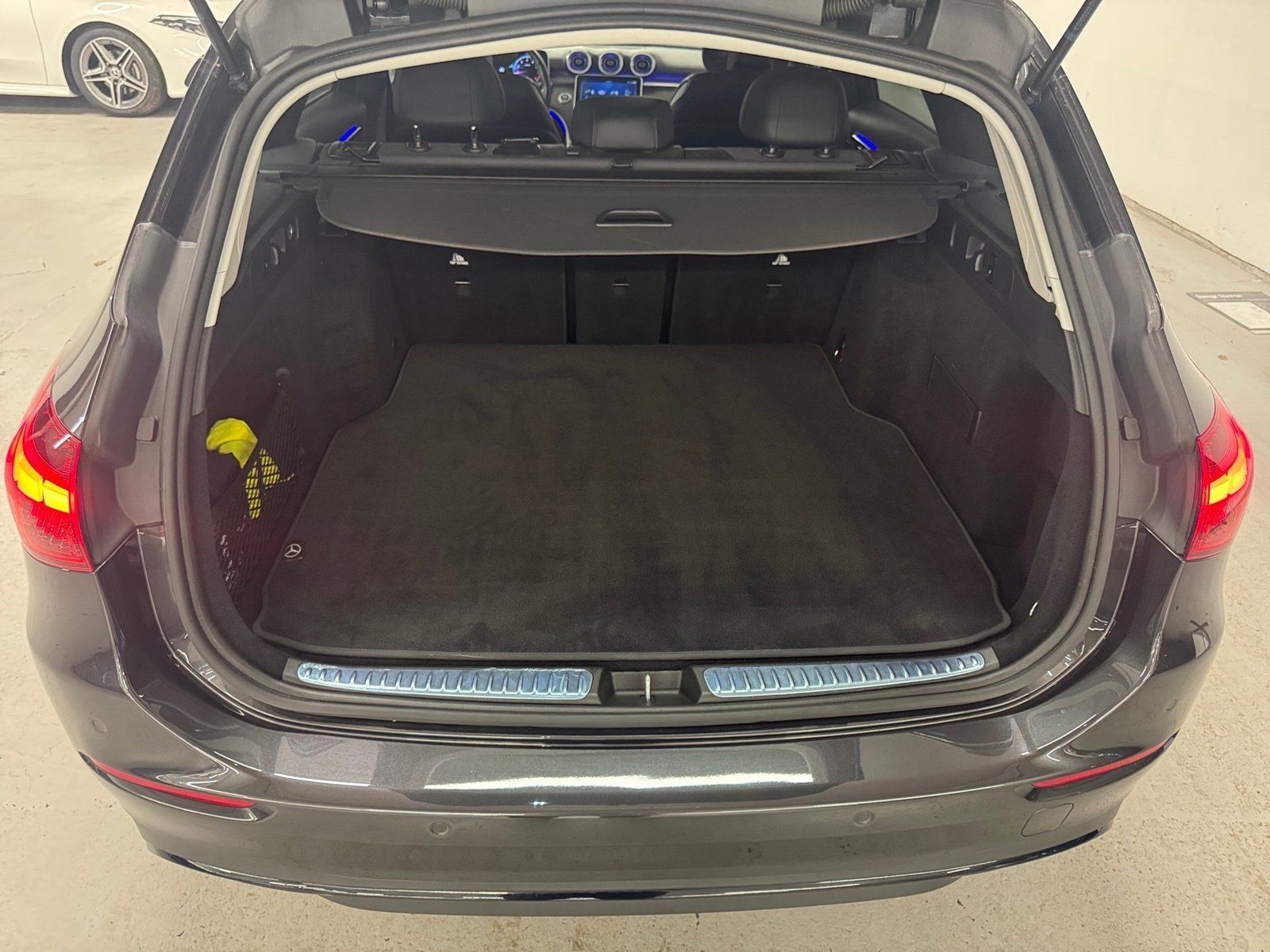Fahrzeugabbildung Mercedes-Benz C 200 T Avantgarde*Distro*360°*Totwink*Night*LED
