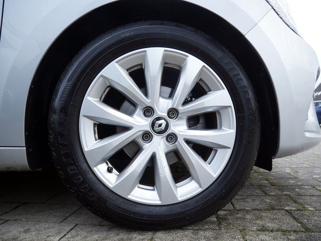 Fahrzeugabbildung Renault Clio Intens TCe 90 KLIMA KEYLESS PDC KAMERA LED