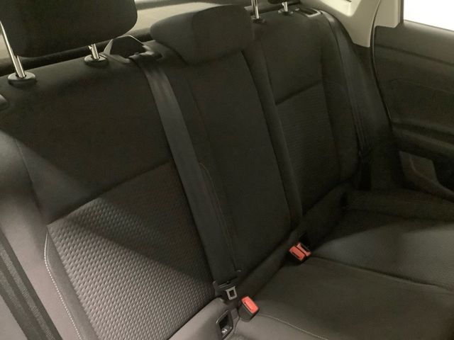 Polo Comfortline 1,0 l 59 kW  Klima, SHZ, DAB+,