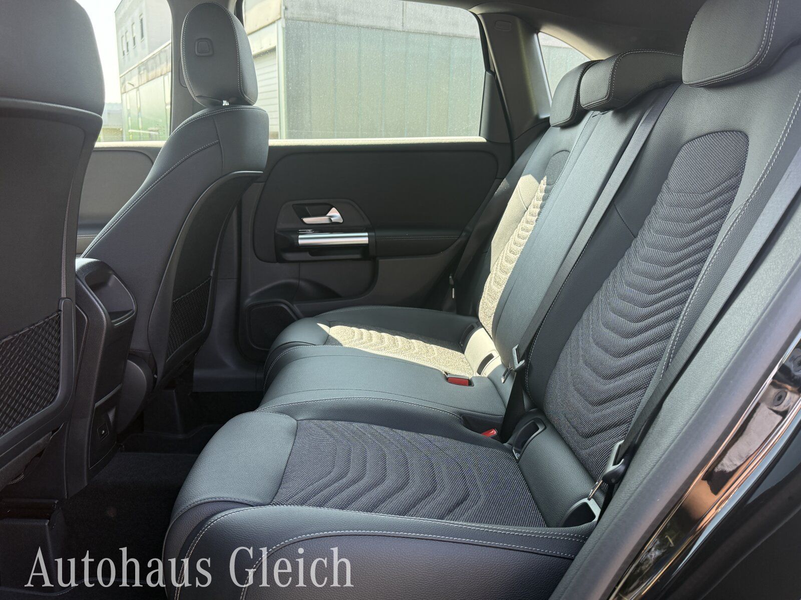 Fahrzeugabbildung Mercedes-Benz B 200 Progressive (EURO 6d) Navi/Autom./Klima/LE