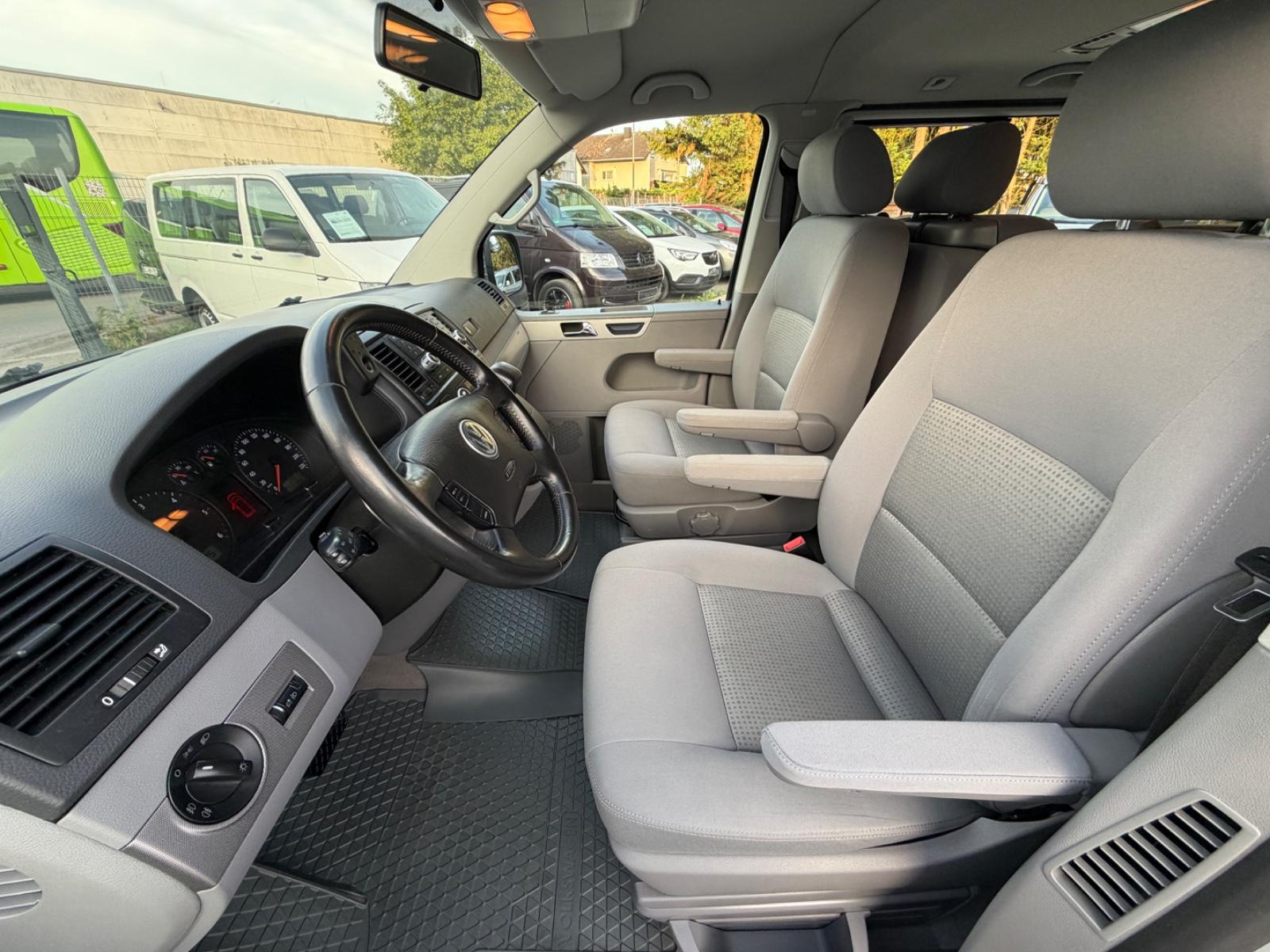VOLKSWAGEN T5 MULTIVAN 2.0 TDI 140ch DSG - CONFORTLINE - 1ère MAIN - CLIM AUTO - RÉGULATEUR