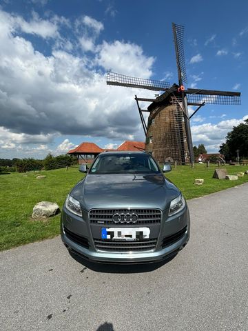 Audi Q7 3.0 TDI (DPF) quattro tiptronic -