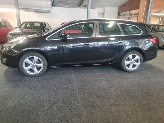 Opel Astra J Sports Tourer Sport LM KLIMA TÜV AU