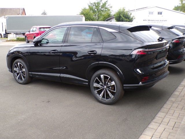 MG HS