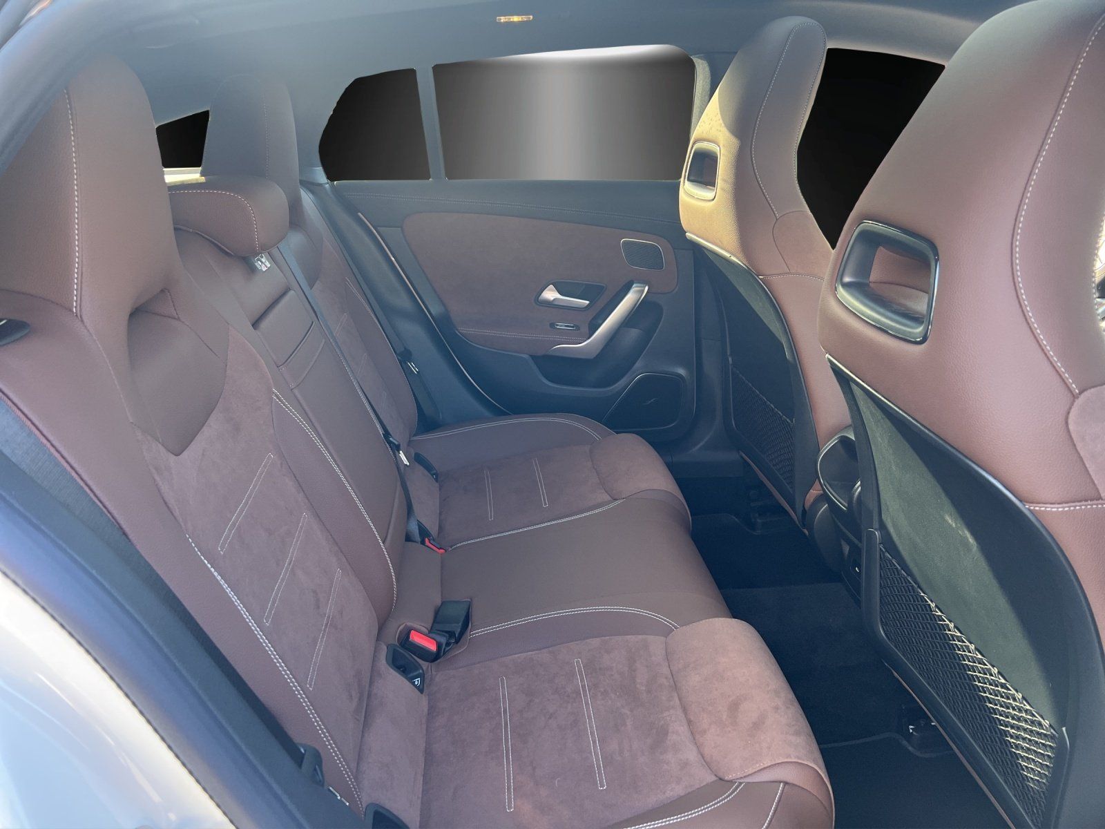 Fahrzeugabbildung Mercedes-Benz CLA 220 d Shooting Brake AMG Burme PANO KeyGo