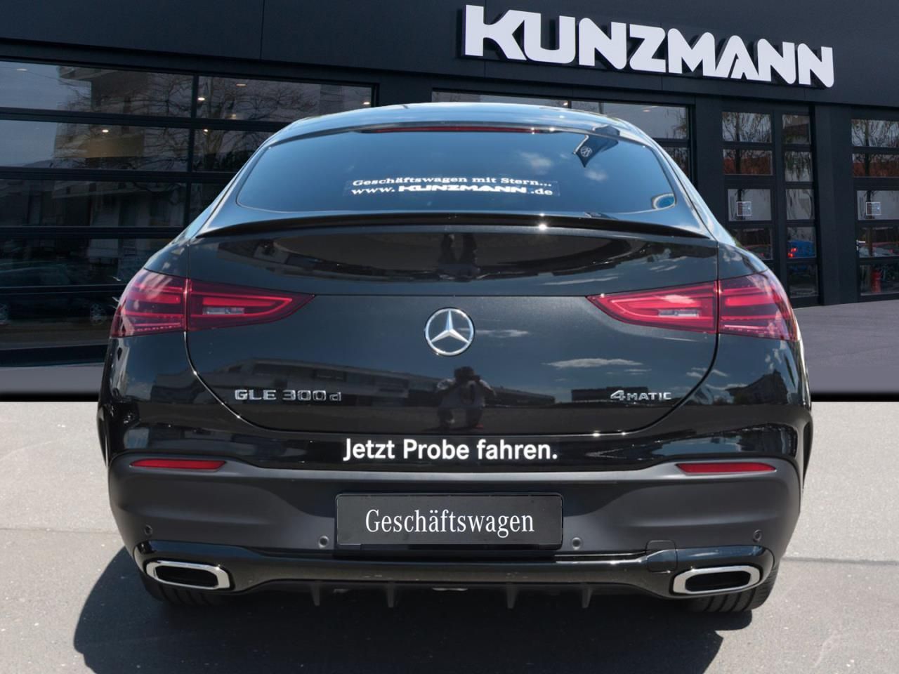 Mercedes-Benz GLE 300 d 4MATIC Coupé AMG Night Panorama foto 4