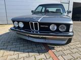 BMW 323 - Autos aus dem Jahr 1981