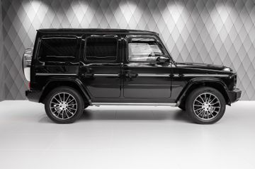 G 350 d BLACK/BLACK AMG LINE SUNROOF MASSAGE 20"