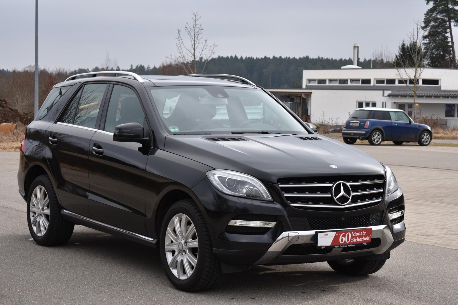 Mercedes-Benz ML 350 CDI*Leder*AHK*Pano*Kamera*Bi-Xenon