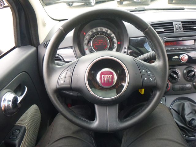 Fahrzeugabbildung Fiat 500 Lim. 1.2 8V, Lounge>Panorama/Klima/Bluetooth
