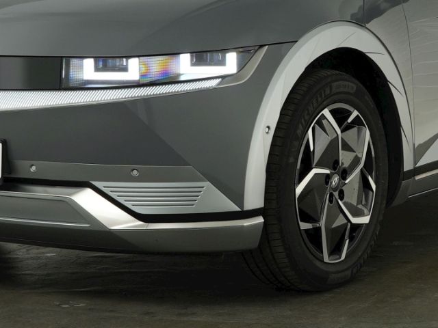 IONIQ 5 UNIQ 72,6 kWh+AHK+PIXEL LED+NAVI+360 GRA