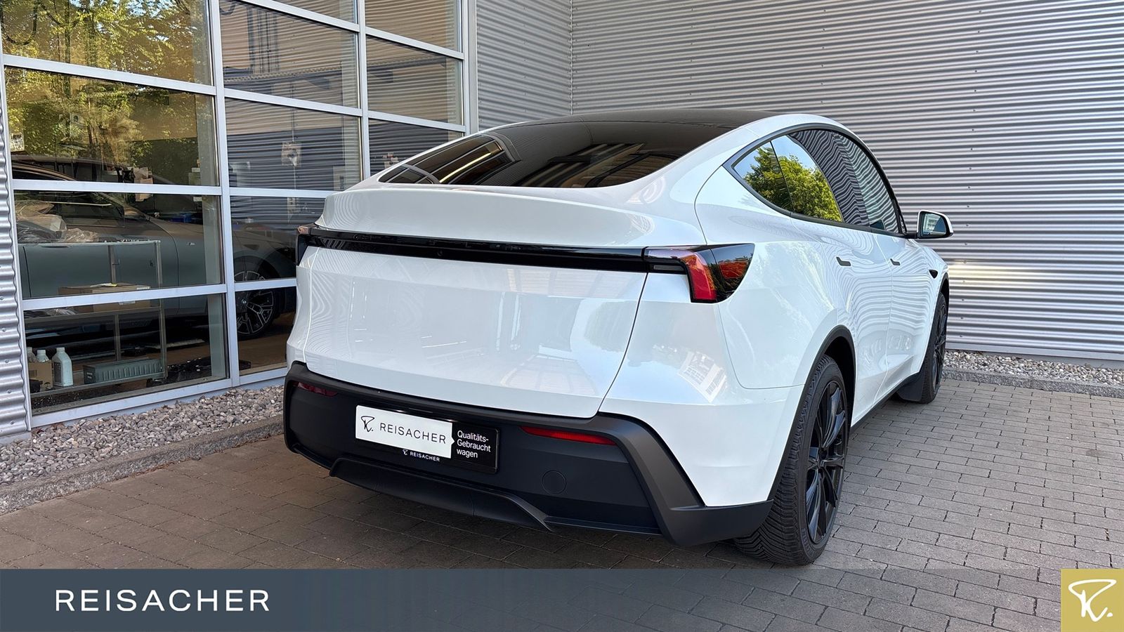 Tesla Model Y RWD foto 2