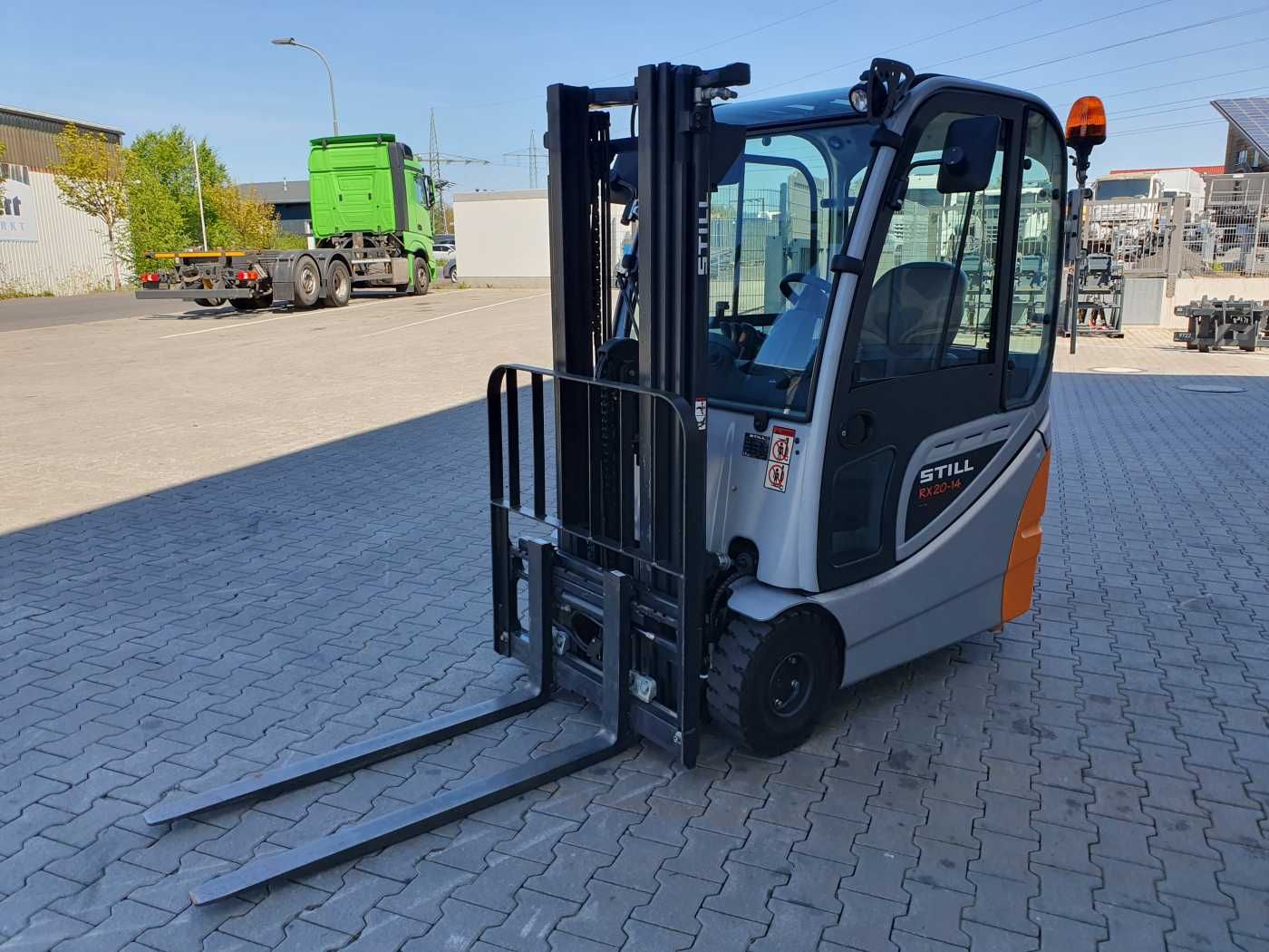 Fahrzeugabbildung Still RX20-14 / 2016 / Triplex: 4.60m! / 271h / SS