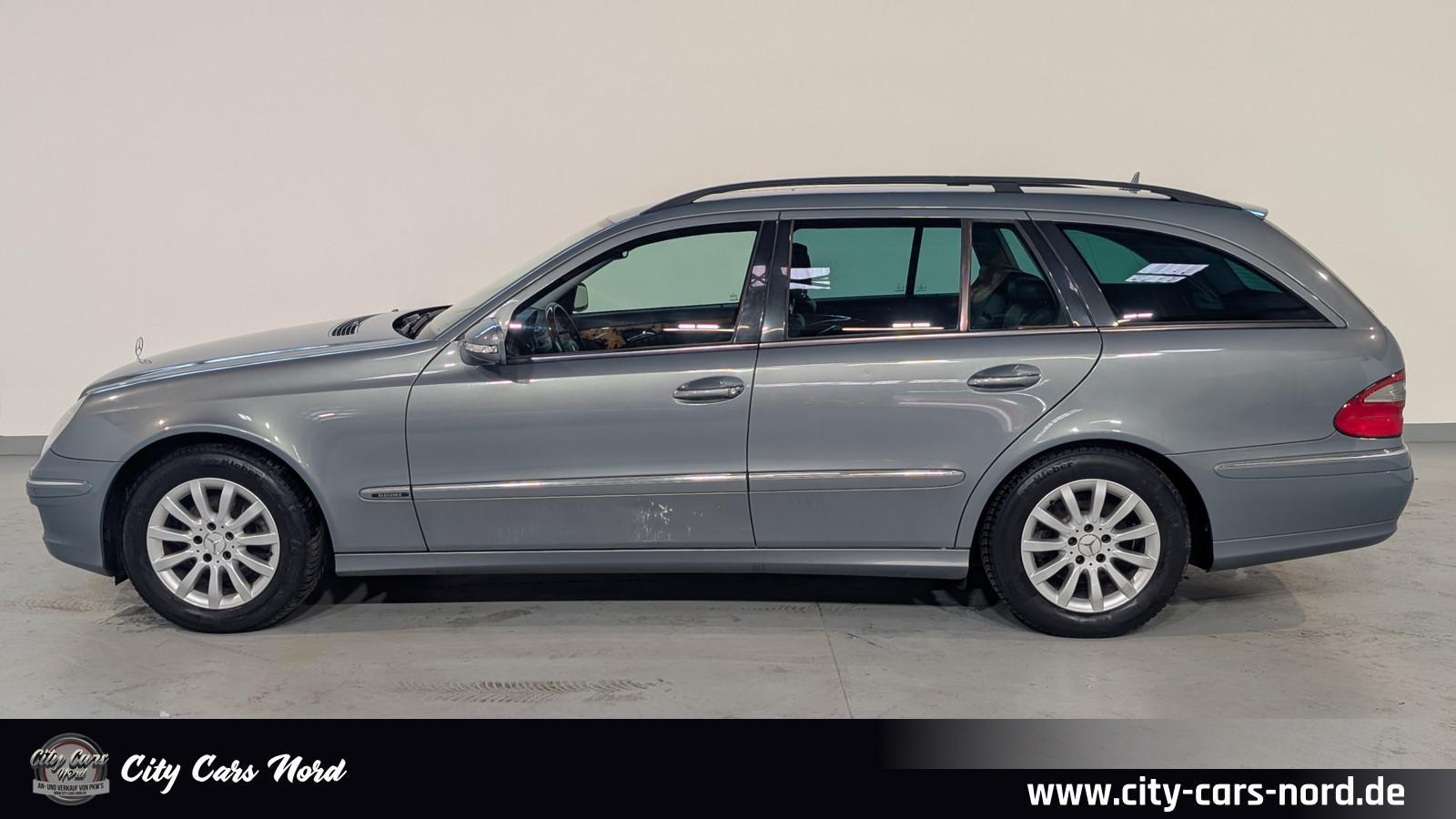 Mercedes-Benz E280 2006 — вигляд ззаду
