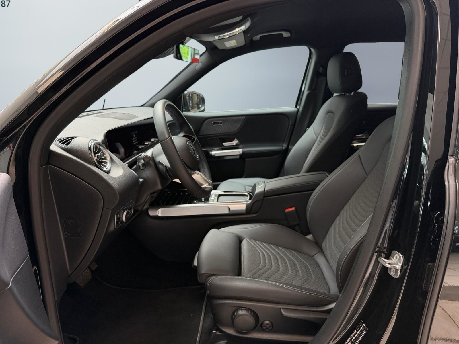 Mercedes-Benz GLB 200 d Progressive*LED*NAVI*KAM*DISTR*7.SITZE foto 10