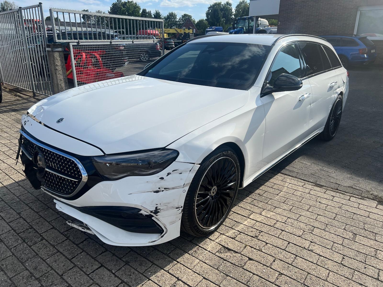 Mercedes-Benz E 300 DE T  AMG Line Premium