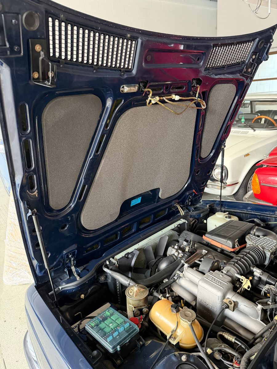 Fahrzeugabbildung BMW 635 CSI, Top-Zustand mit Klima u. Schiebedach