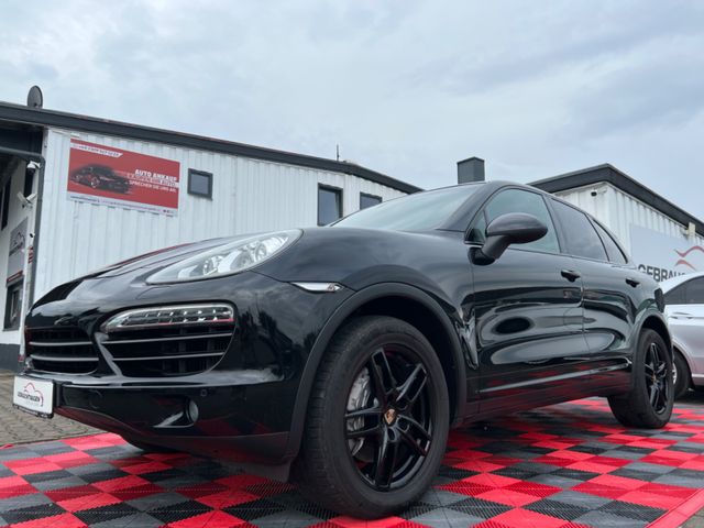 Porsche Cayenne 3.0 D TIPTRONIC*Bi-Xenon*Panorama-Dach*