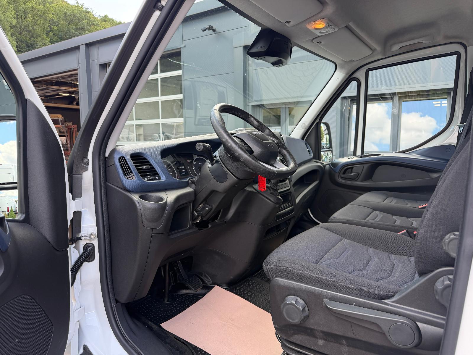 Iveco Daily 3,0L Diesel 35S18 Kasten Mixto *AHK3,5t*