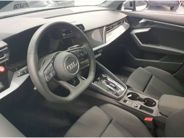 Audi A3 Sportback TFSI e advanced AHK ACC Navi LED imagem 3