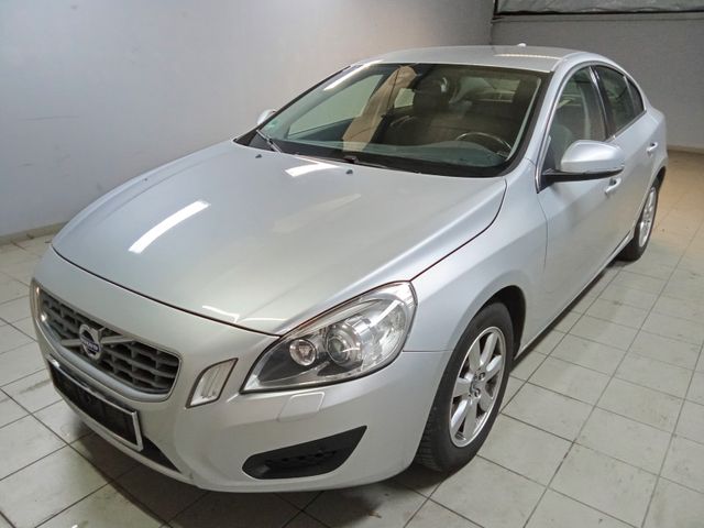 Volvo S60 Lim. Momentum