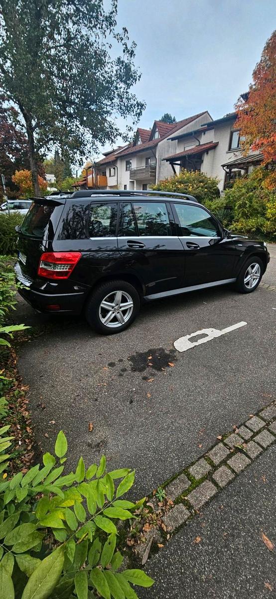 Mercedes-Benz GLK220 2009 — engine 170 HP (125kW)
