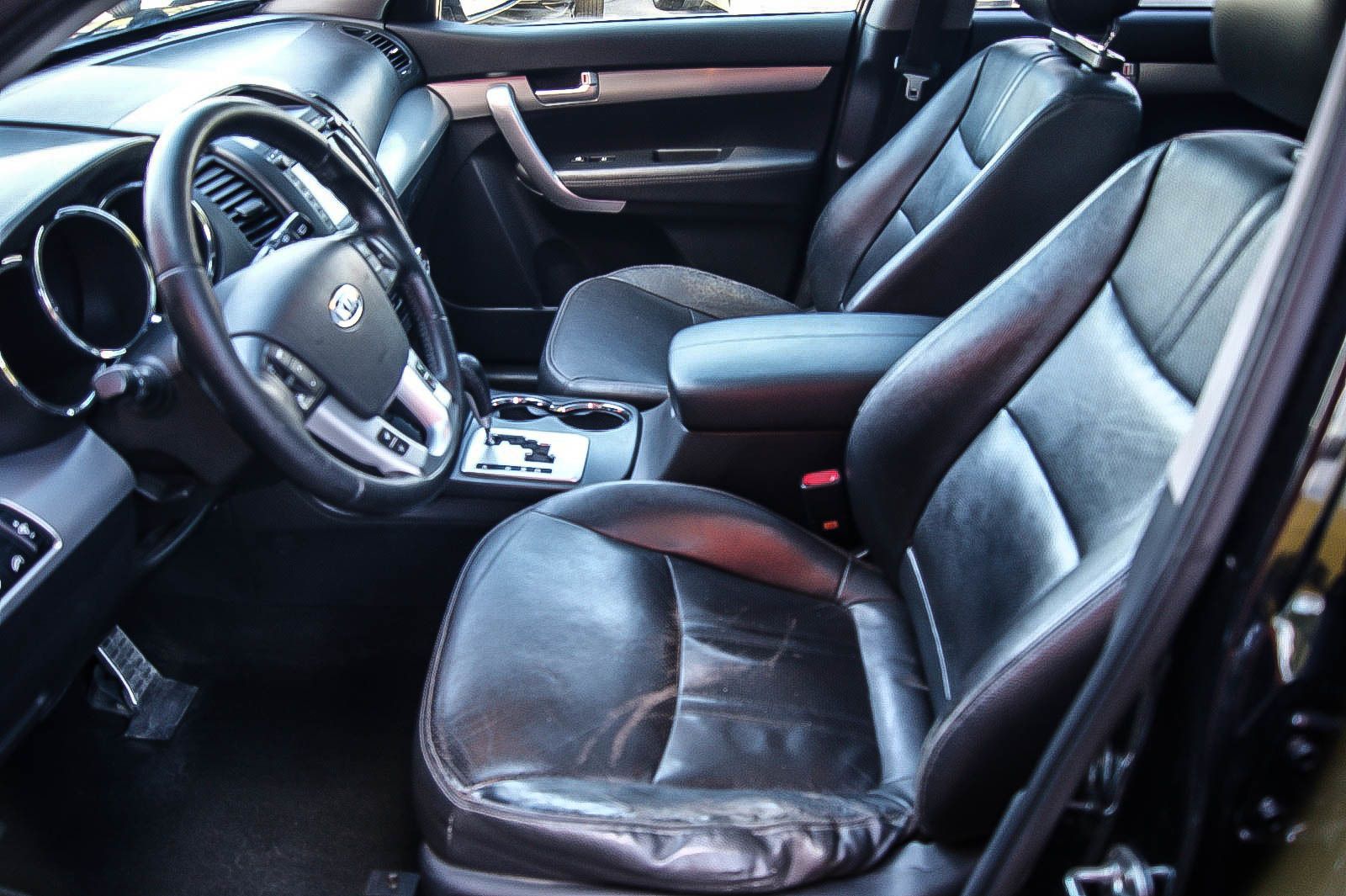 Fahrzeugabbildung Kia Sorento 2.2CRDi Spirit 4WD 7SITZE PANORAMA XENON