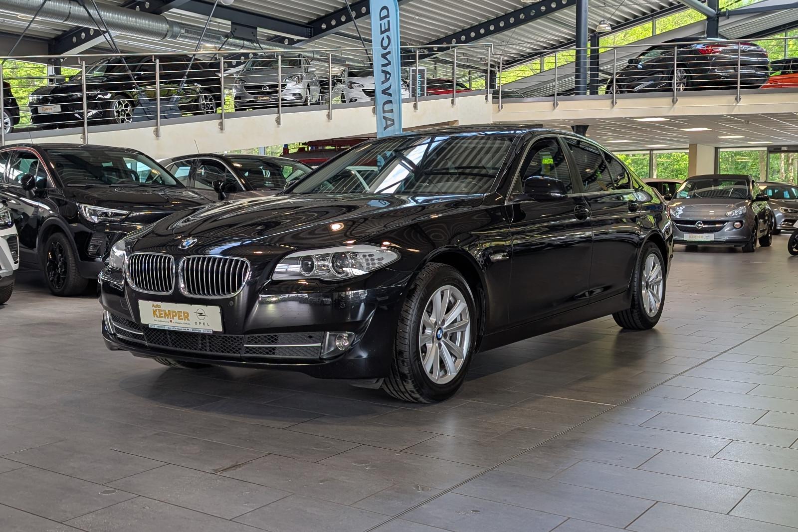 BMW 520 d Limousine *AHK*Schiebedach*Navi*
