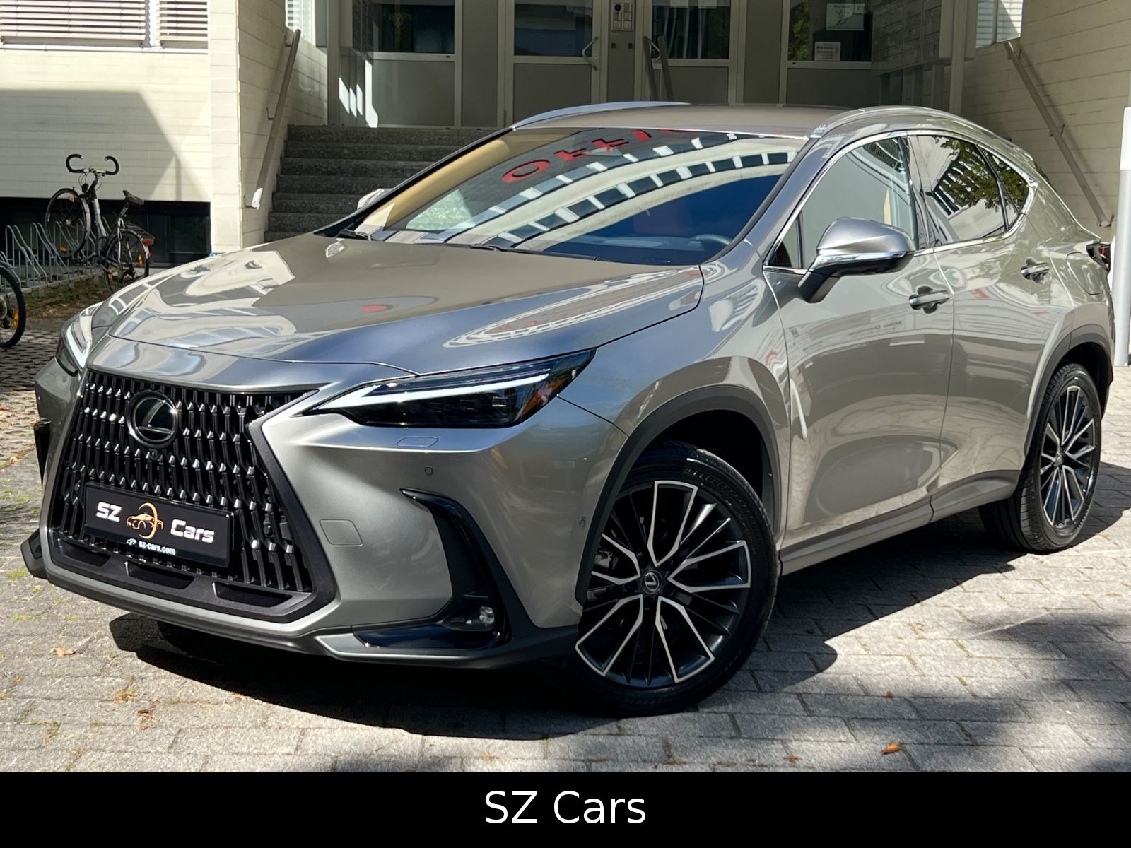 Lexus NX 350h - 1