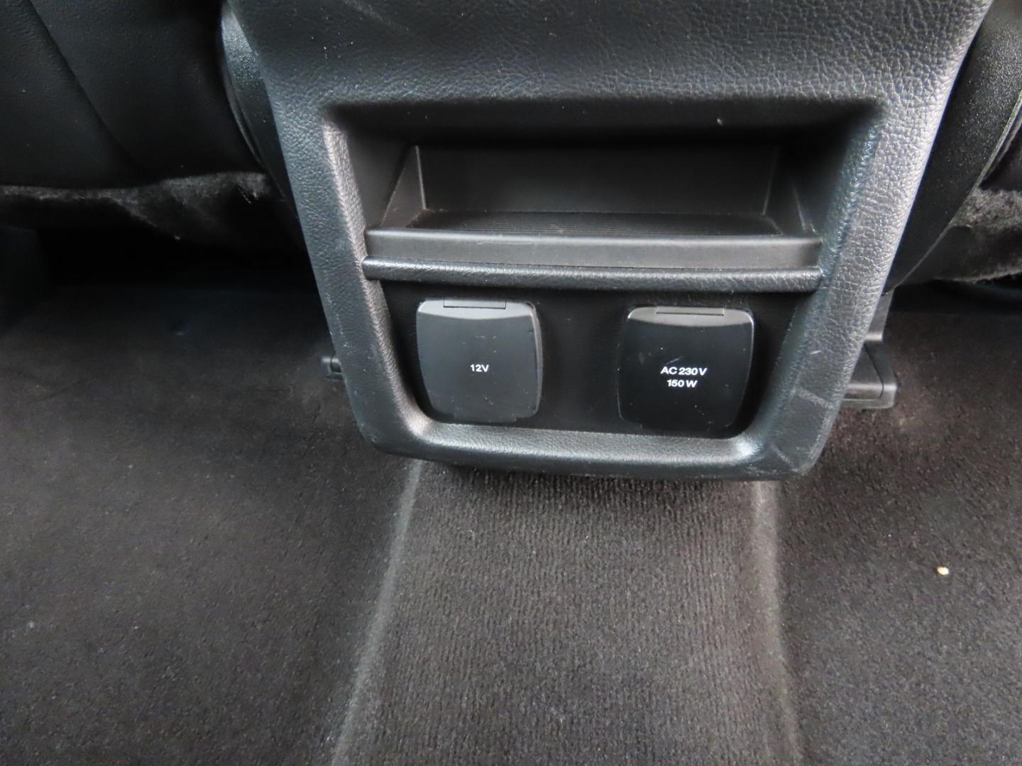 Ford Edge Titanium 1.Hd*Matrix*B&O*Navi*Kam*ACC*AHK