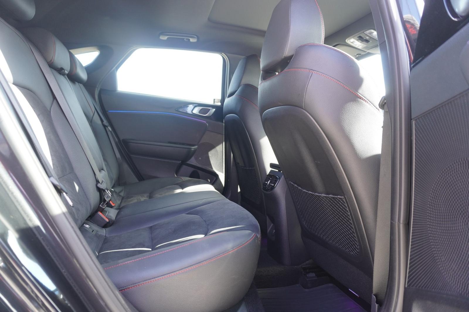 Kia ProCeed 1.6 T-GDI GT Bastuck LED Panorama Kamera
