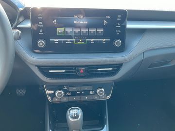 Skoda Fabia IV 1.0 MPI Tour *2xPDC*Bi-LED*CAM*SHZ*TEL*