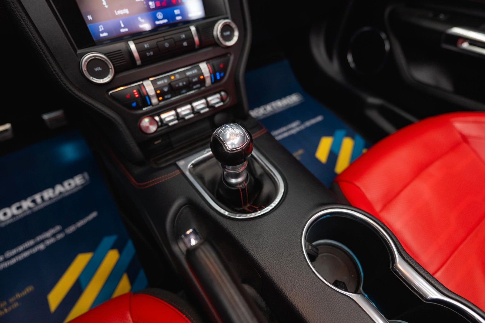 Fahrzeugabbildung Ford Mustang Shelby GT 500 5.0 V8 PREMIUM Performance