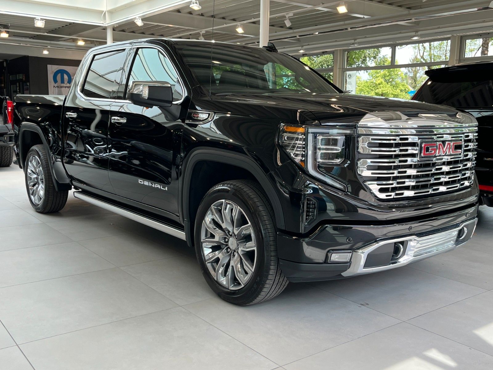 Fahrzeugabbildung GMC Sierra 1500 Denali 6.2 LPG*HeadUp*360°