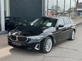 BMW 520d Touring xDrive Luxury Line Aut. / AHK / ...