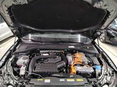 Passat Variant 1.5 eHYBRID DSG BUSINESS LED+AHK+