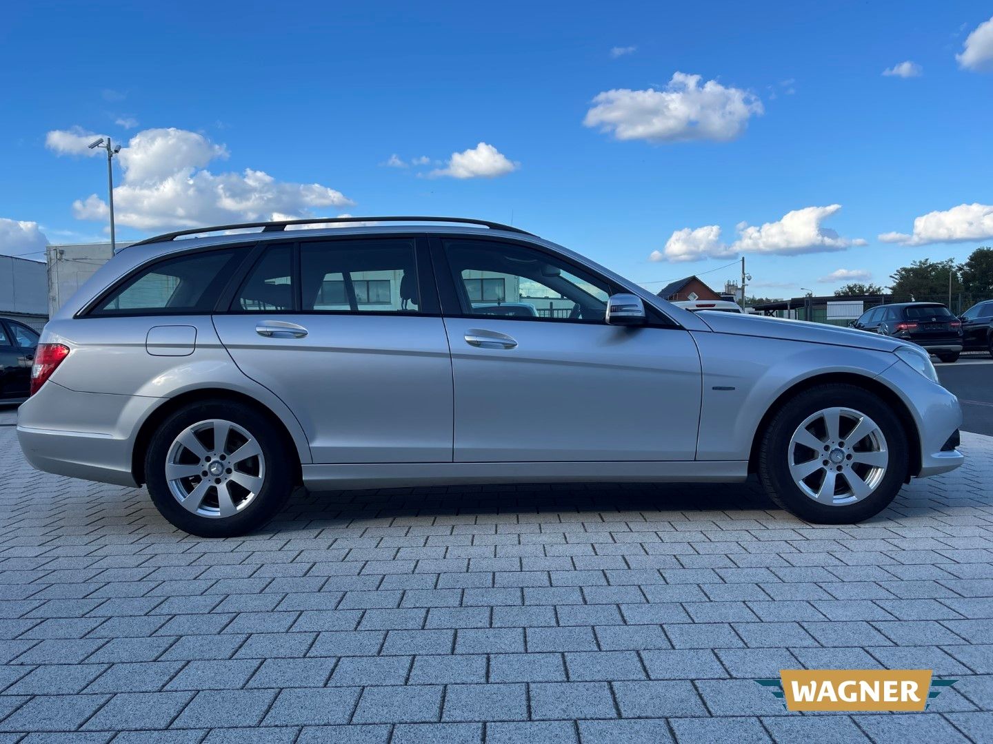 Fahrzeugabbildung Mercedes-Benz C 180 T CDI BlueEfficiency DPF Sitzheizung