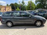 Ford Focus 1.8 Futura - Ford Focus: Futura