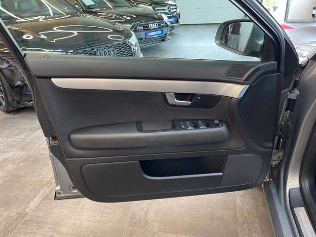 Audi A4 Avant 3.0 TDI quattro *NAVI*BI-XENON*TEMPOMAT