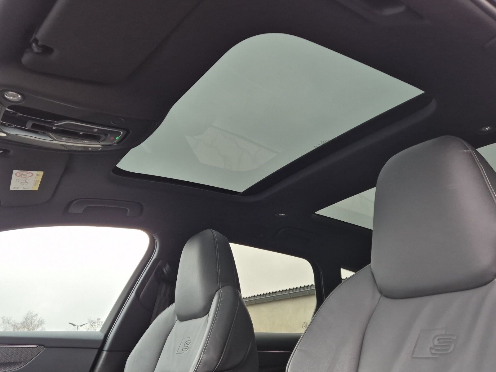 Fahrzeugabbildung Audi S6 Avant TDI quattro HDMatrix Navi Pano B&O AVC