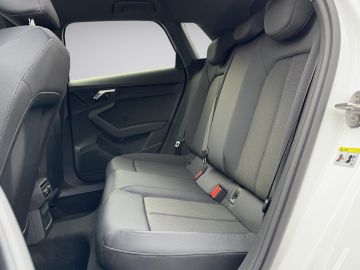 Audi A3 Sportback 35 TFSI S line S-TRONIC LED NAVI PL