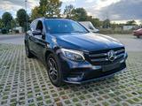 Mercedes-Benz GLC 350 d 4MATIC AMG Line Panorama - blaue Mercedes-Benz GLC 350